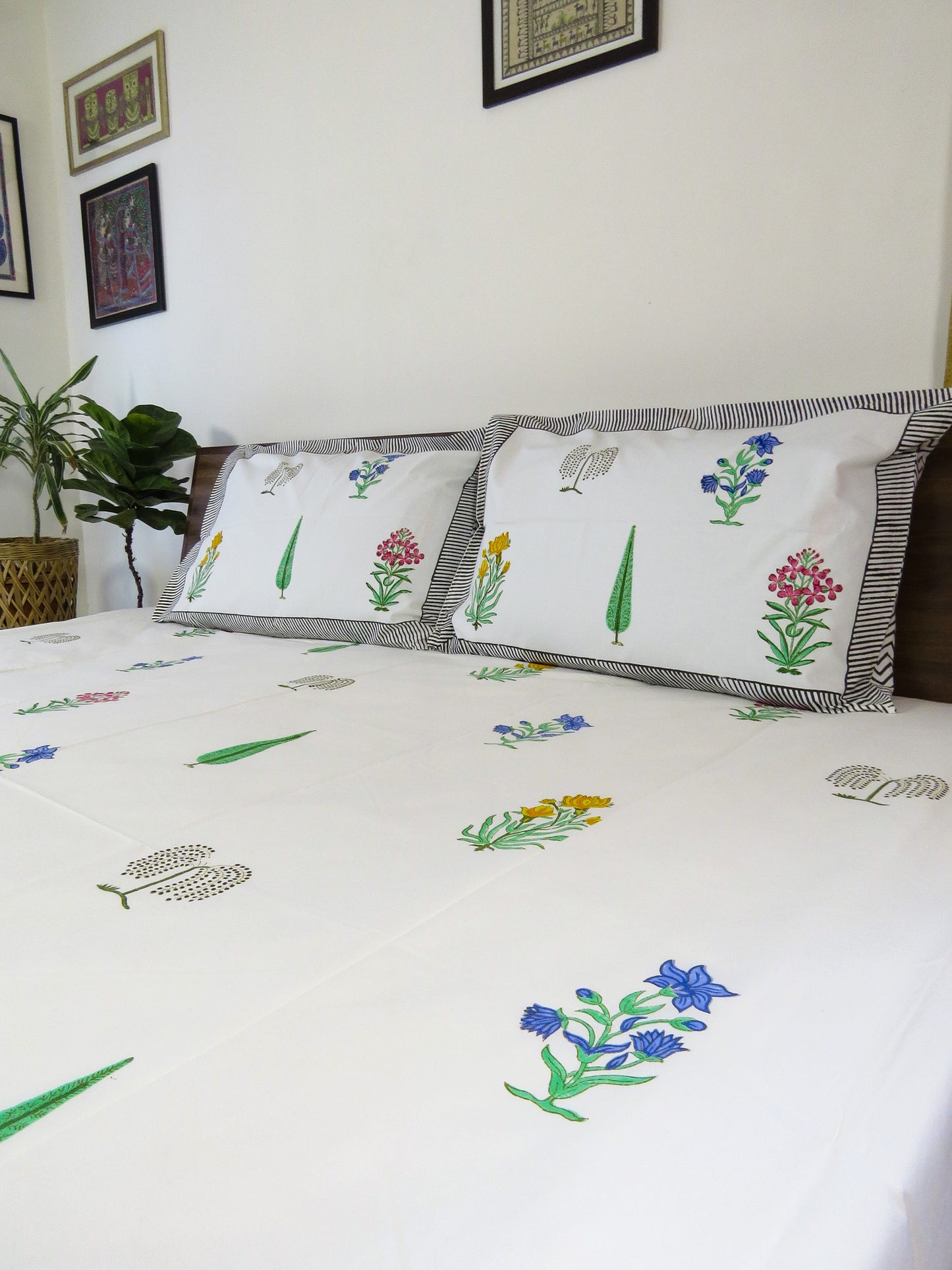 Malhaar Handblock Printed Premium Cotton Bedsheet – Botanical Print with two reversible pillow Cover