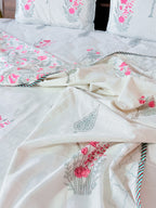 Floral border detail of ORA Living Guldasta Handblock Reversible Pure Mulmul Cotton Dohar