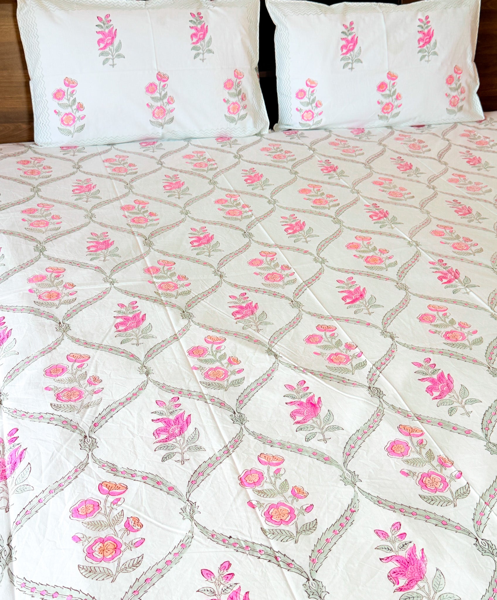 Print detail of ORA Living Rose Jal Handblock Premium Cotton Bedsheet Set