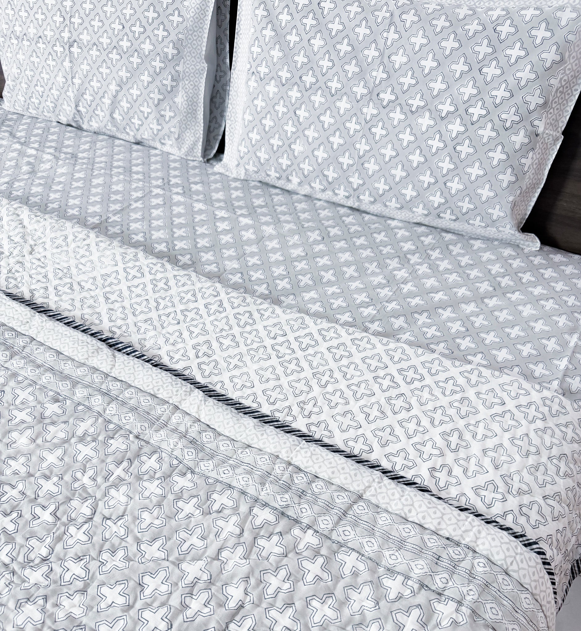 Reversible grey cross pattern detail of ORA Living Grey Cross Handblock Reversible Pure Mulmul Cotton Quilt