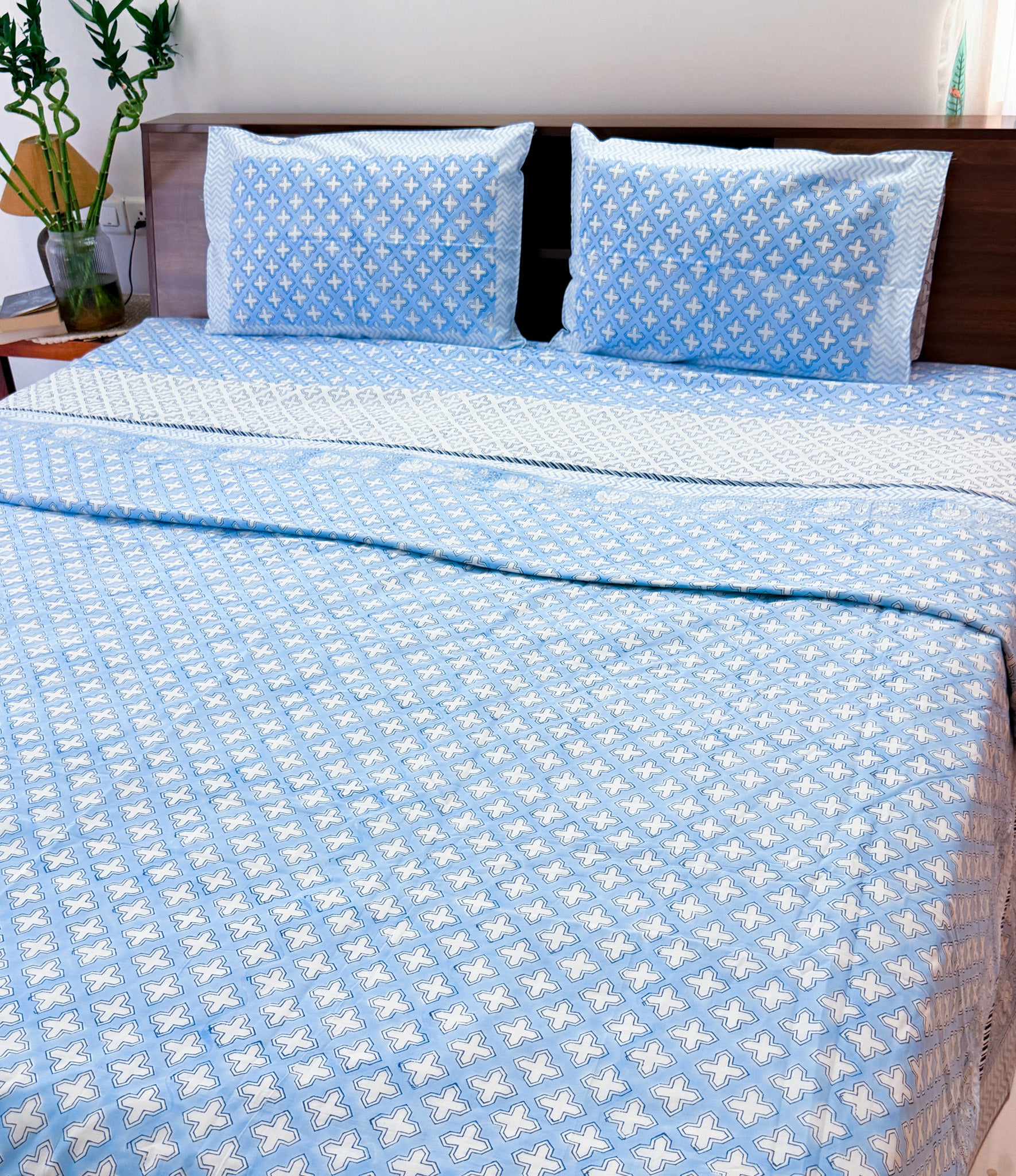 Reversible print view of ORA Living Blue Cross Handblock Reversible Pure Mulmul Cotton Dohar