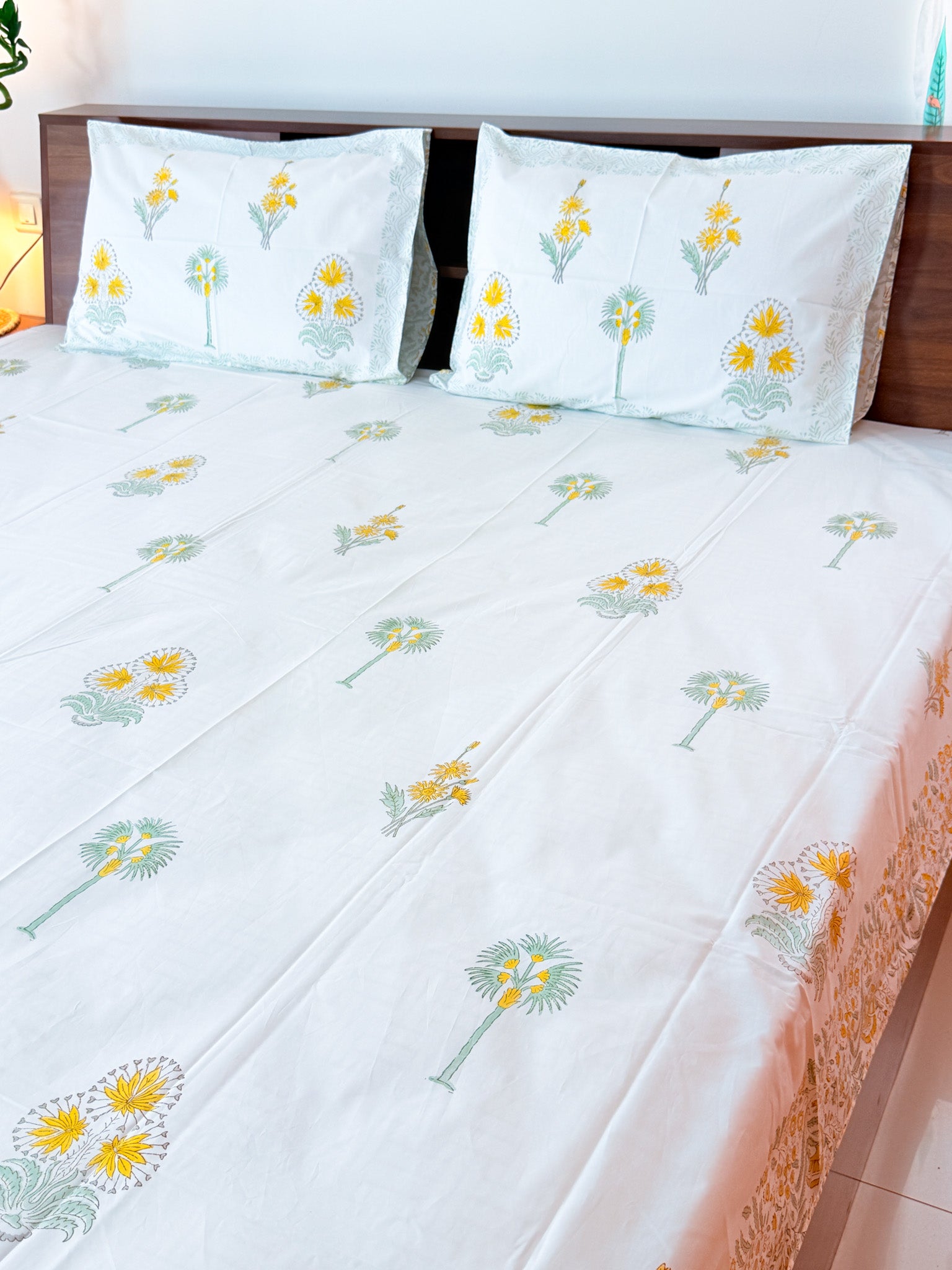 Cotton fabric detail of ORA Living Primrose Green Leaf Handblock Premium Cotton Bedsheet Set