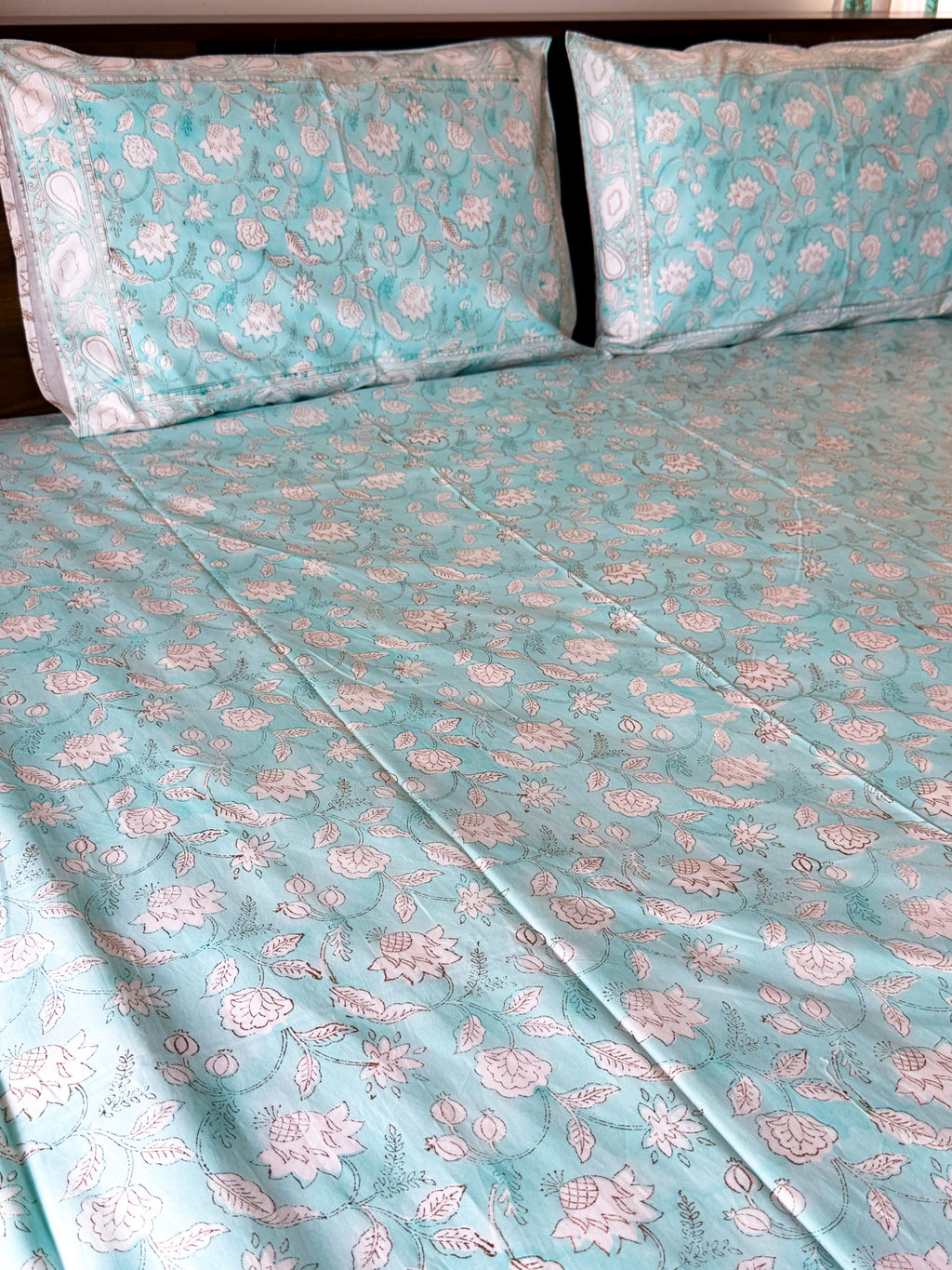 Cotton fabric detail of ORA Living Sky Blue White Floral Handblock Premium Cotton Bedsheet Set