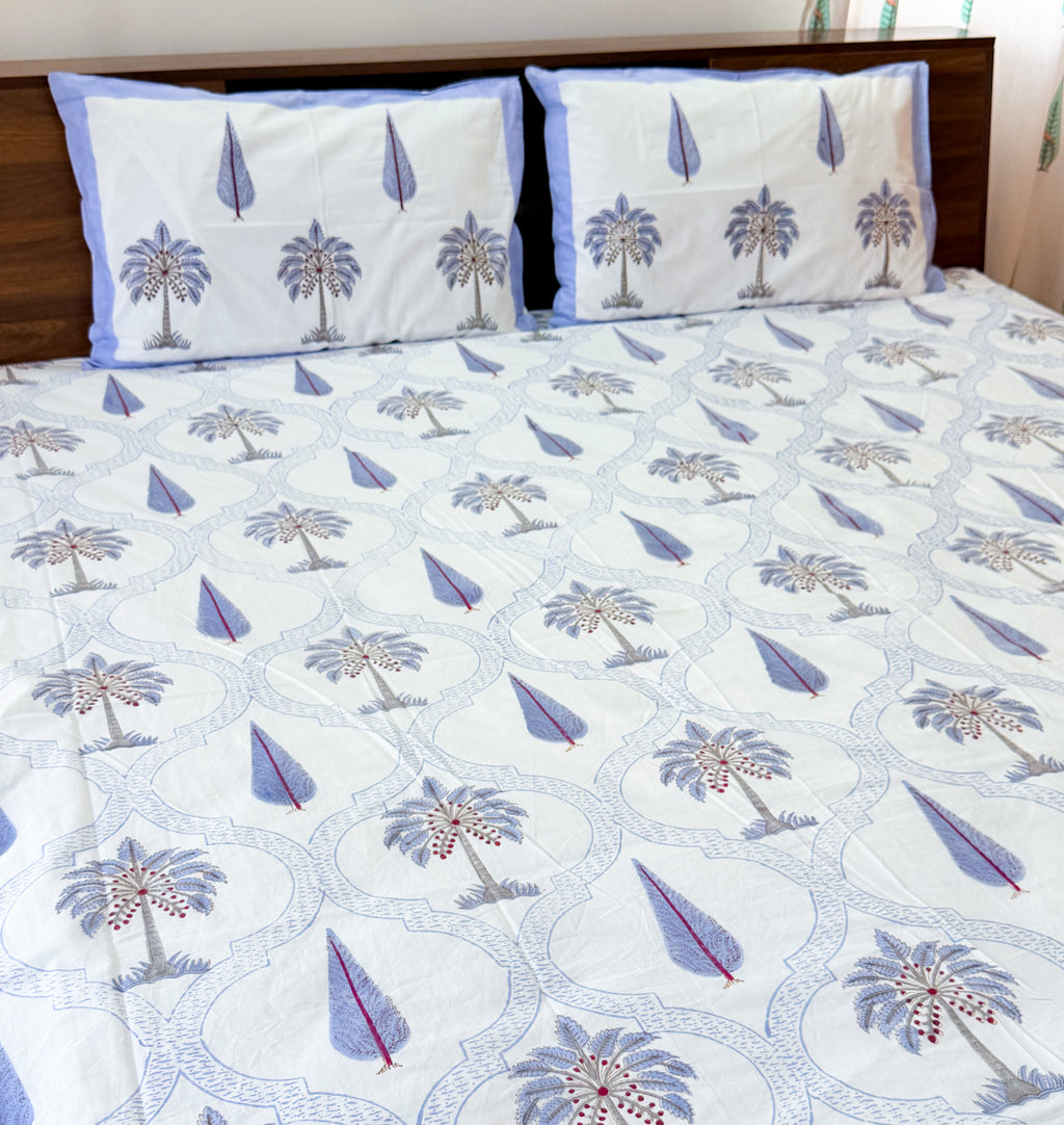 Full view of the hand block print on ORA Living Blue Palm Frame Handblock Premium Cotton Bedsheet Set