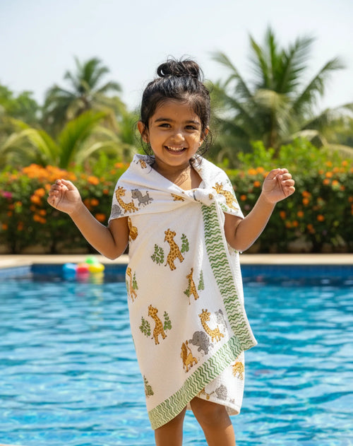 Animal Dancing Handblock Waffle Cotton Kids Bath Towel image 1