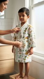 Brown Green Giraffe Tiger Waffle Cotton Kids Bathrobe image 2