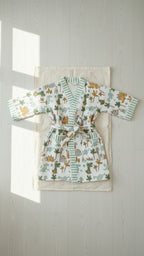 Brown Green Giraffe Tiger Waffle Cotton Kids Bathrobe image 3
