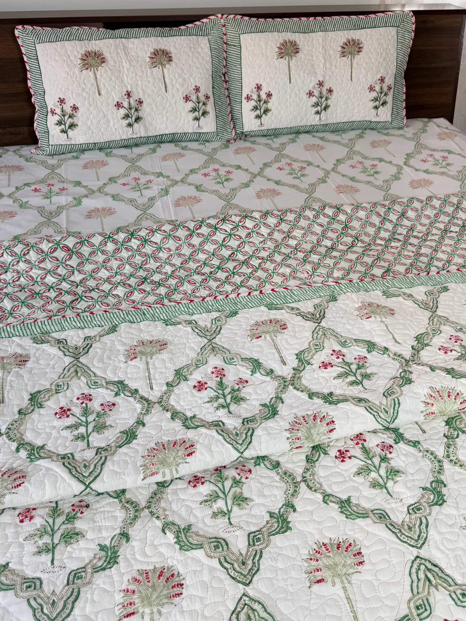 Green Floral Jal Pure Mulmul Quilted Bedcover image 1