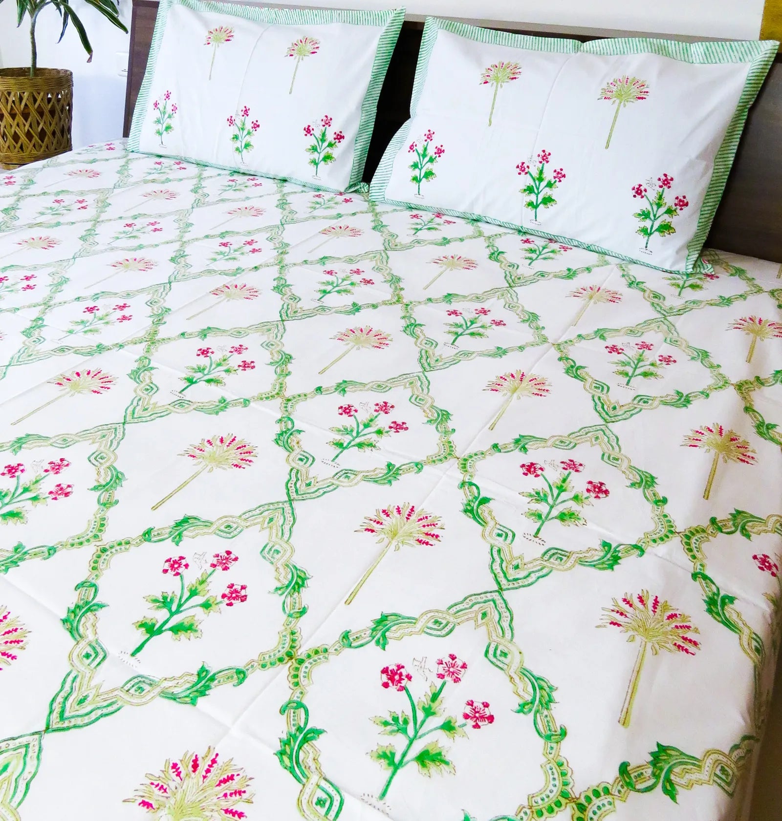 Green & Maroon Floral Handblock Printed Premium Cotton Bedsheet Set image 3