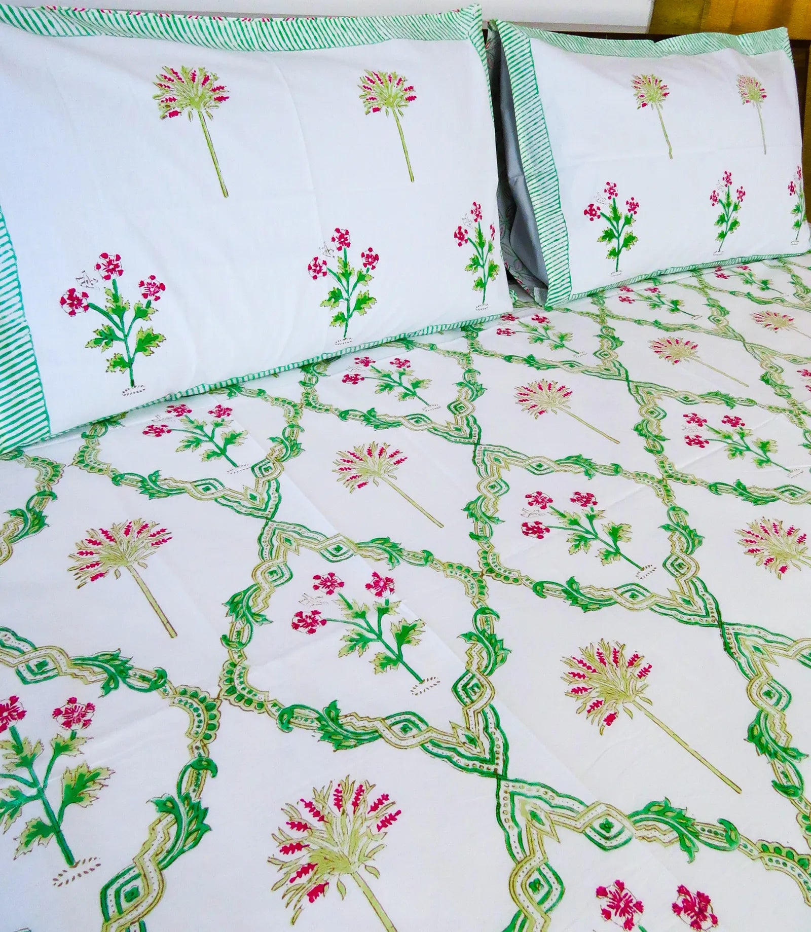 Green & Maroon Floral Handblock Printed Premium Cotton Bedsheet Set image 4