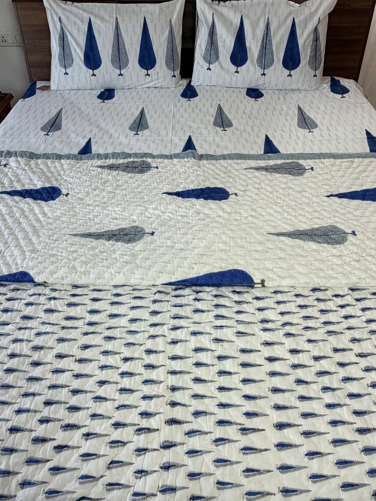 Indigo Cypress Design Mul Cotton Quilt Single image 1