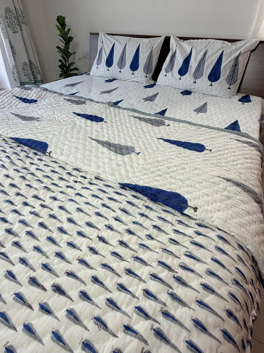 Indigo Cypress Design Mul Cotton Quilt Single image 4