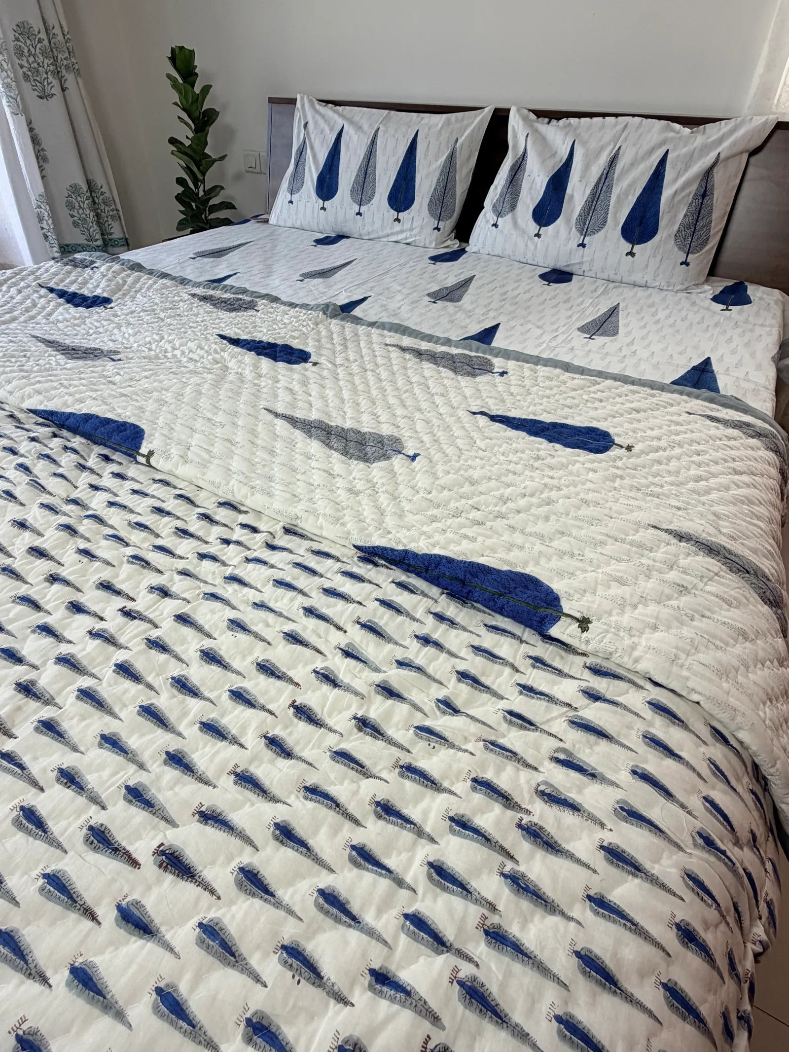 Indigo Cypress Design Mul Cotton Quilt Single image 4