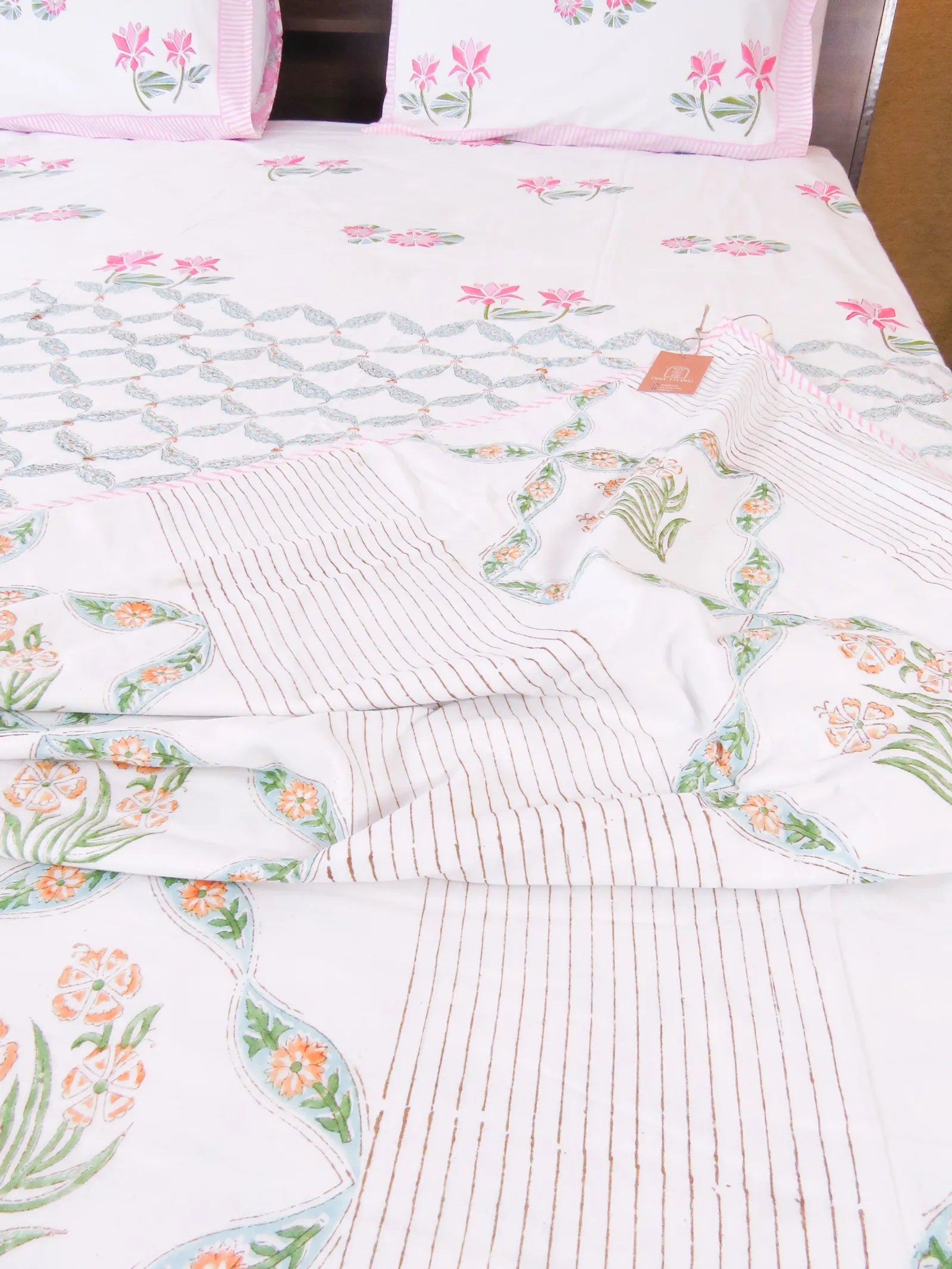 Ivory Floral Diamond Jal Handblock Mul Cotton Dohar image 4
