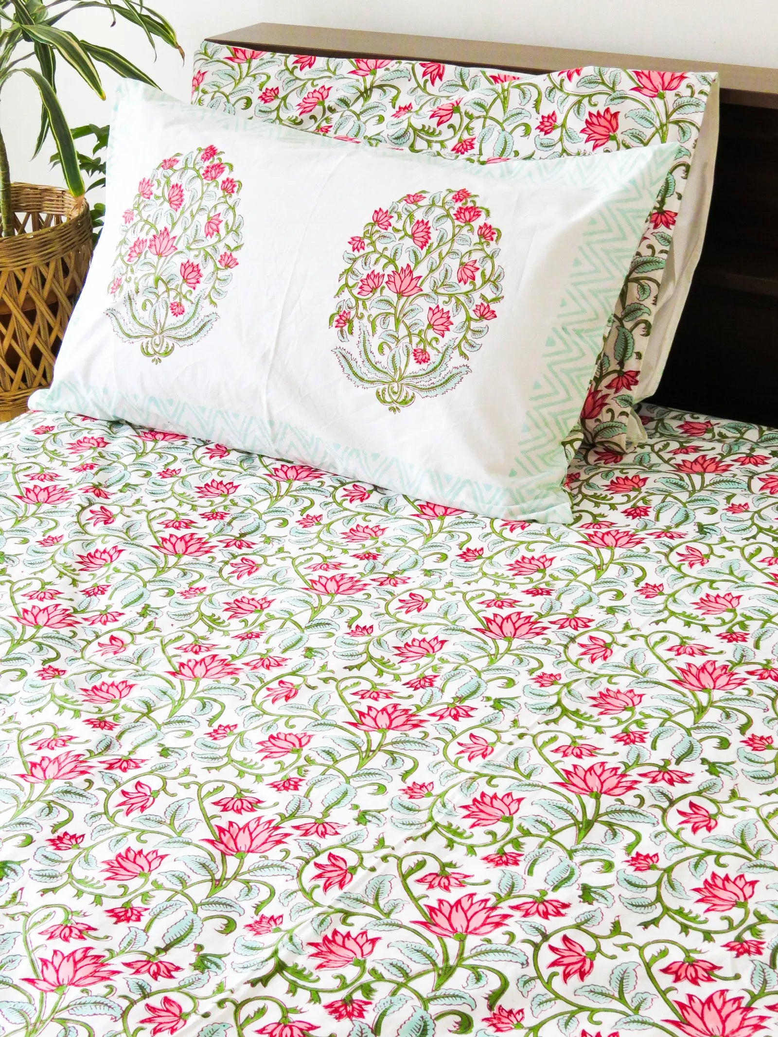 Kalamkari Handblock Premium Cotton Bedsheet Set image 4