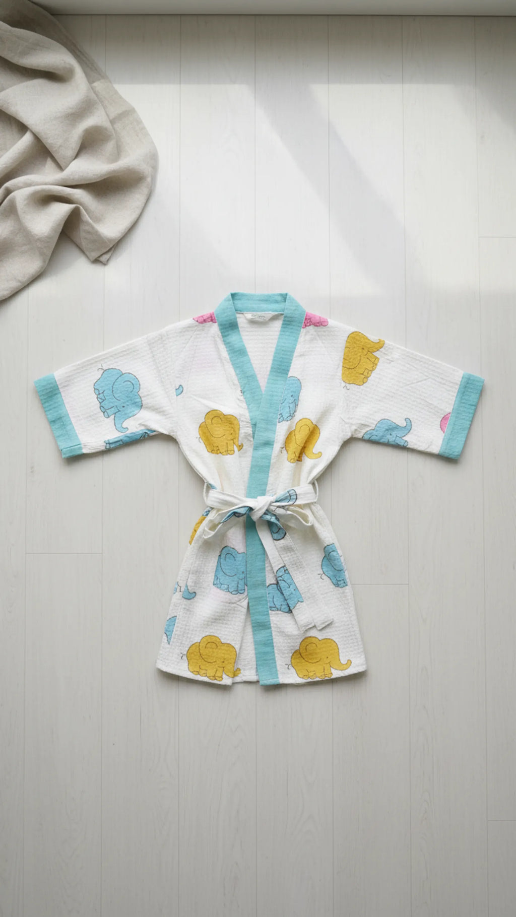 Multicolor Elephant Waffle Cotton Kids Bathrobe image 3